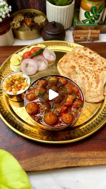 Rajasthani Sabut Pyaz ki Sabzi